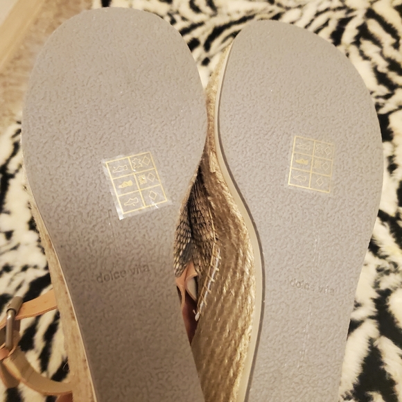 Brand new wedges - Picture 4 of 5